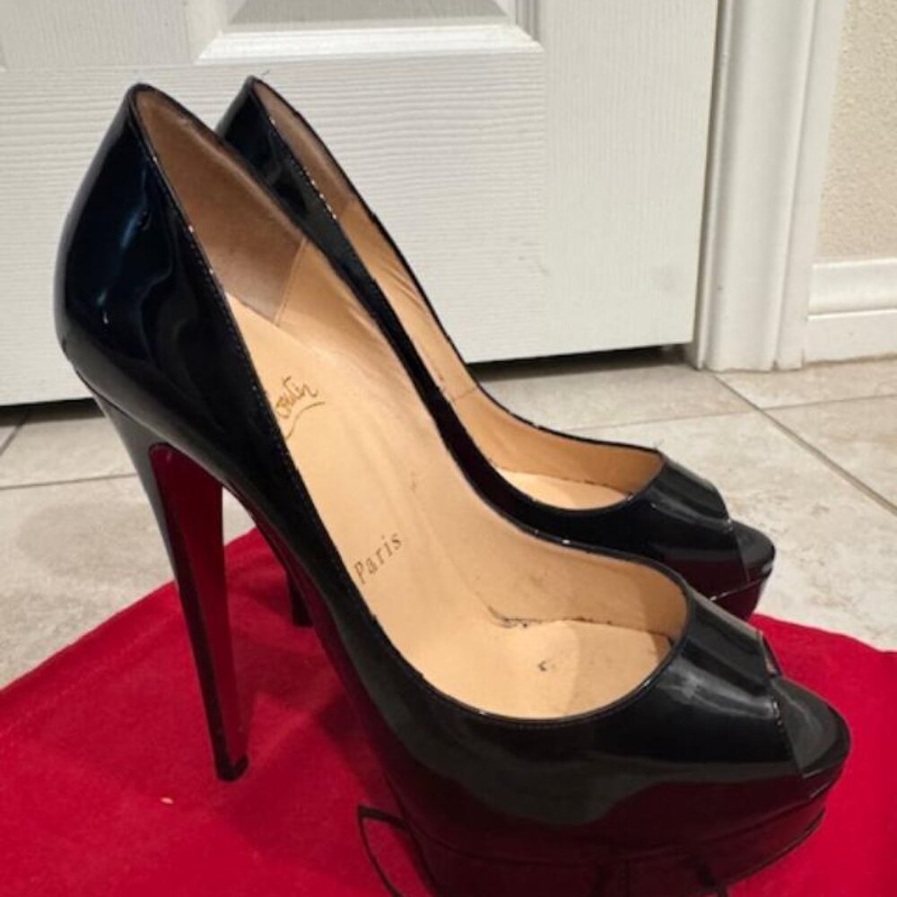 Christian Louboutin Black Patent Peep Toe Pumps 38.5 | 6” Heel Red Sole - Picture 8 of 9